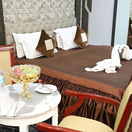 פאטנה Republic Hotel מראה חיצוני תמונה