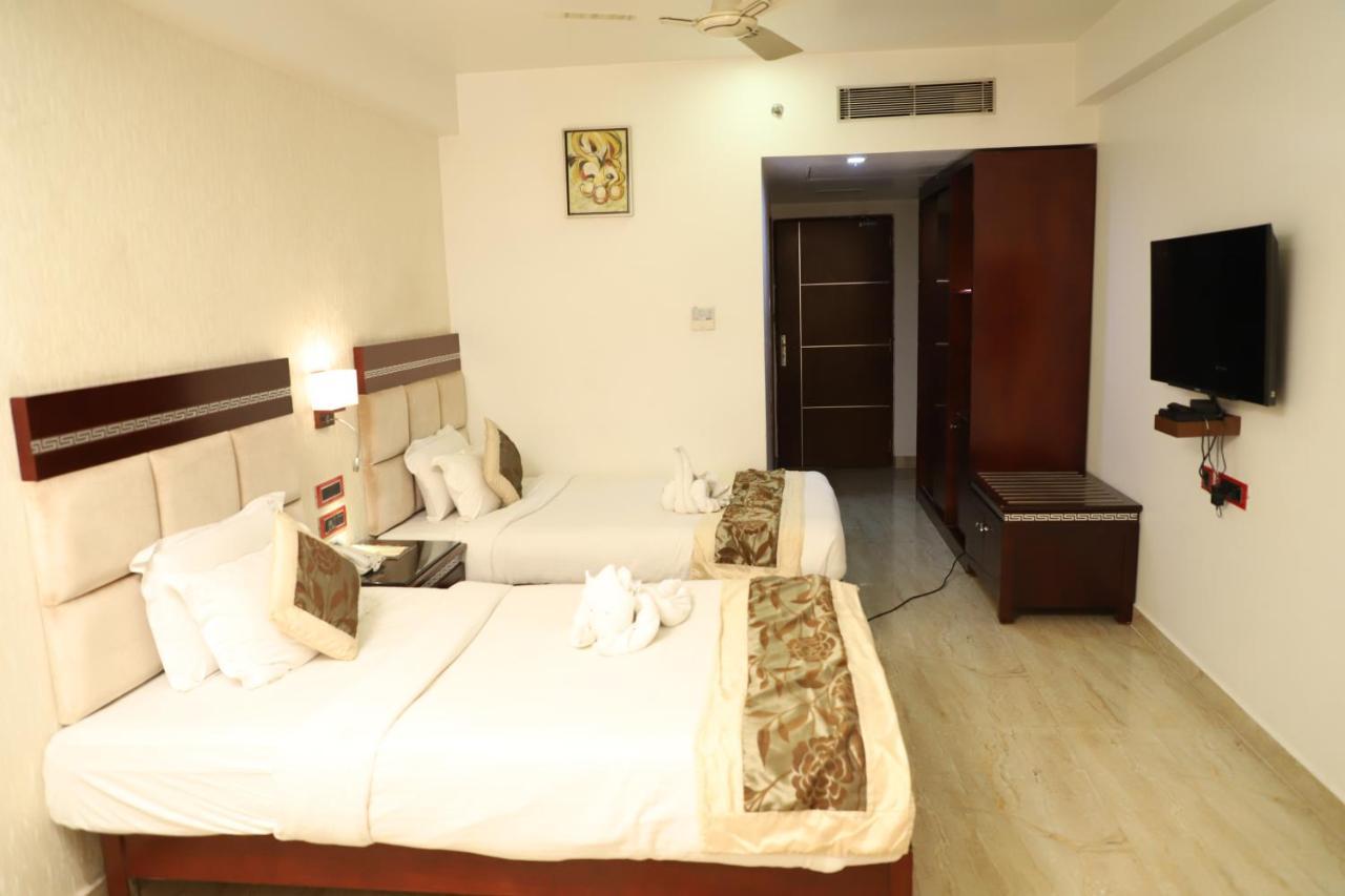 פאטנה Republic Hotel מראה חיצוני תמונה