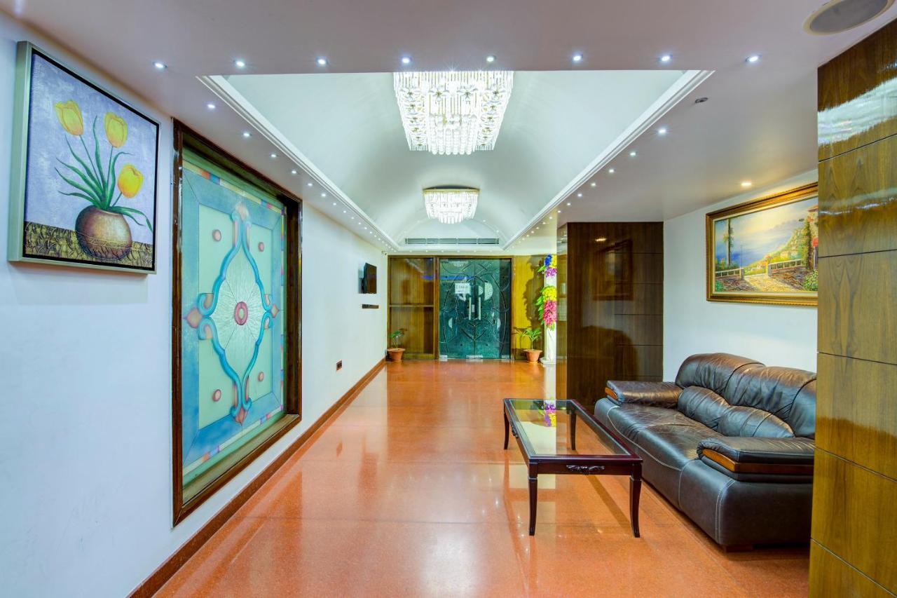 פאטנה Republic Hotel מראה חיצוני תמונה
