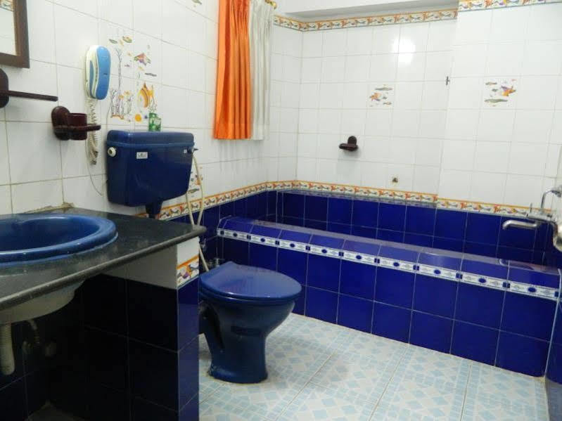פאטנה Republic Hotel מראה חיצוני תמונה