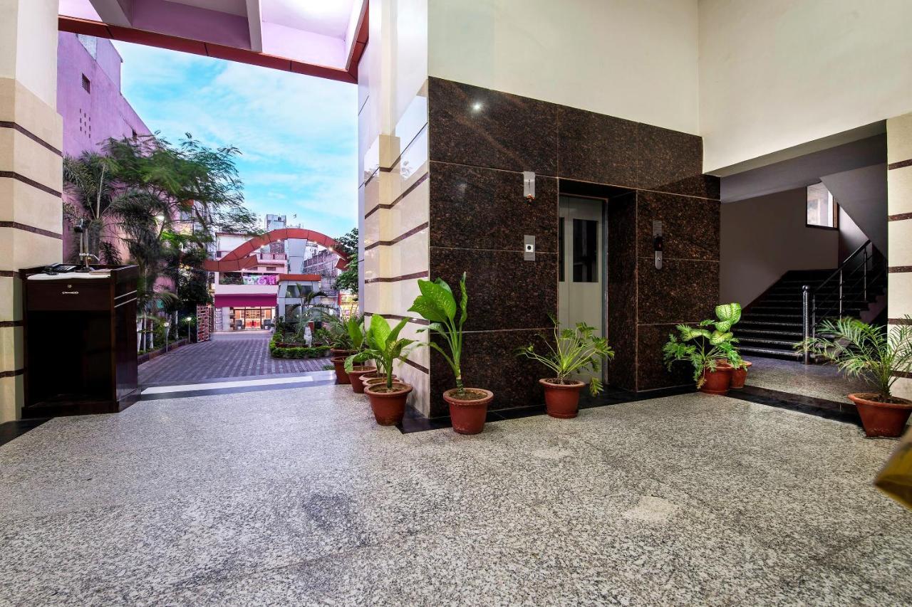 פאטנה Republic Hotel מראה חיצוני תמונה
